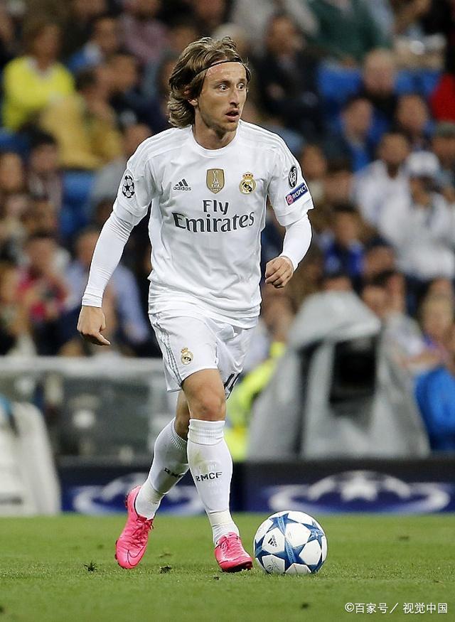 莫雷托：弗拉霍维奇与尤文续约无任何进展，双方年薪分歧很大