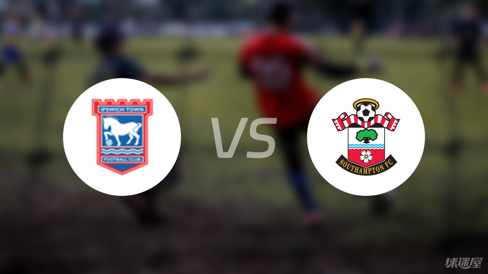 荷兰女国脚罗尔德公开谈论与女友恋情，两人曾因亲密照片受批评