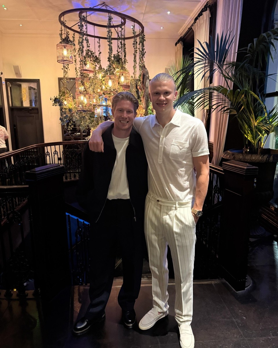 2025中国公路自行车职业联赛暨“环云南”公路自行车赛（楚雄站）燃情启程