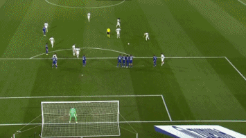 滕哈格：球员转会很正常，但最好别在一个转会窗放走四五人